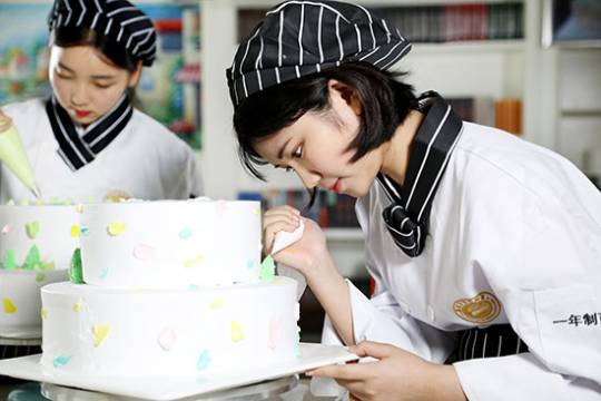 为什么那么多初中生学西点